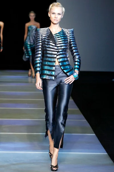 Look 35